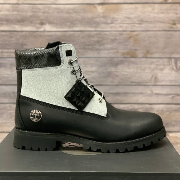 Timberland Men's Premium 6" Black Boots - Picture 2 of 7